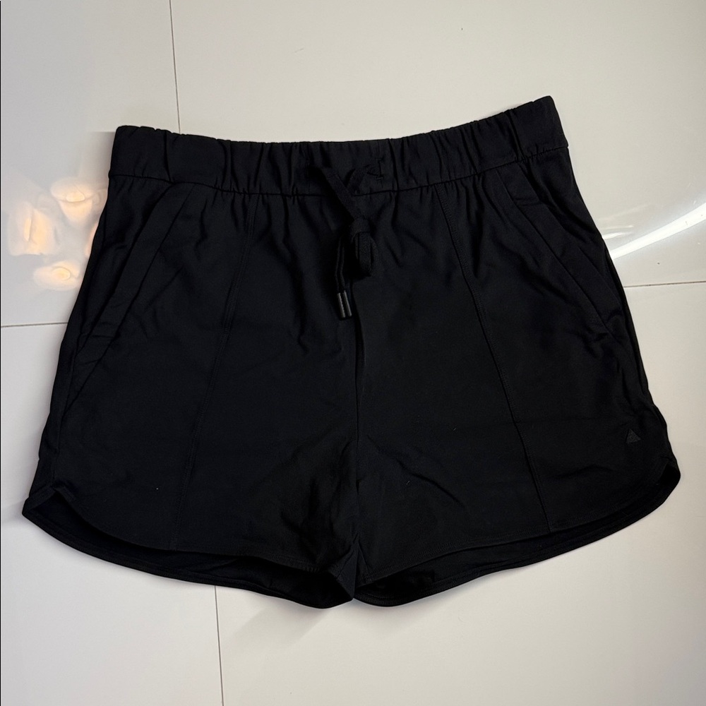 NWT Vitality Black Women's Nomad Short Size S